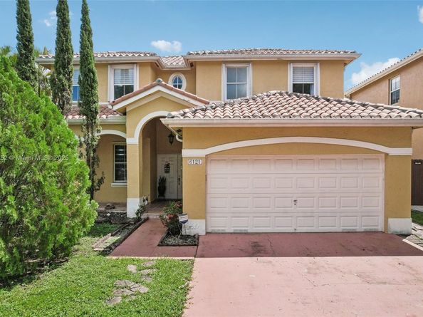 6121 SW 157th Pl, Miami FL 33193