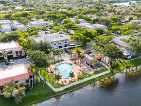 11604 NW 11th St, Pembroke Pines FL 33026