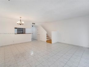 11604 NW 11th St, Pembroke Pines FL 33026