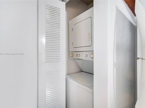 11604 NW 11th St, Pembroke Pines FL 33026