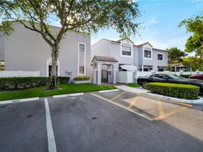 11604 NW 11th St, Pembroke Pines FL 33026