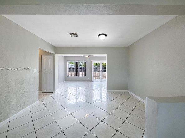 7521 Indigo St, Miramar FL 33023