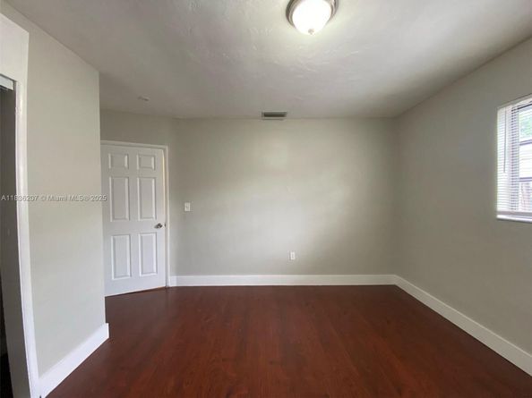 7521 Indigo St, Miramar FL 33023