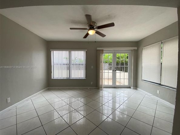 7521 Indigo St, Miramar FL 33023