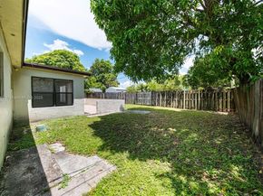 7521 Indigo St, Miramar FL 33023