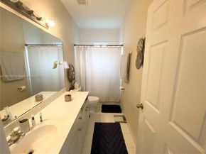 2526 NE 41st Ave, Homestead FL 33033