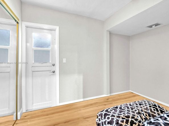 911 NW 135th Way, Sunrise FL 33325