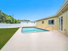 911 NW 135th Way, Sunrise FL 33325