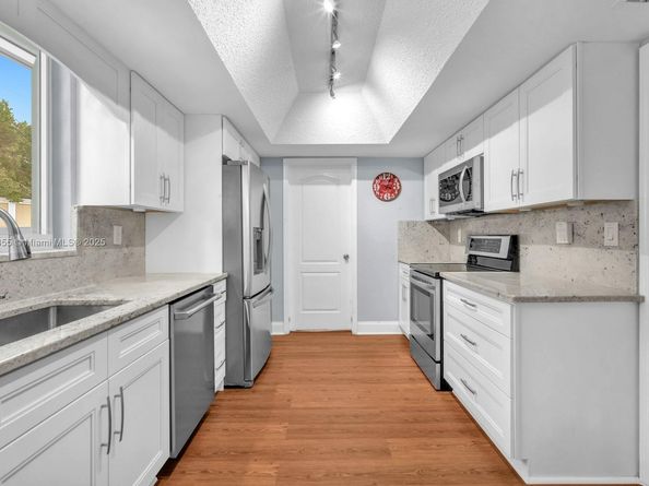 911 NW 135th Way, Sunrise FL 33325