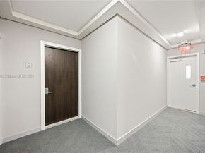 20379 W Country Club Dr 1239, Aventura FL 33180