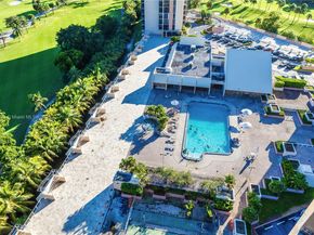 20379 W Country Club Dr 1239, Aventura FL 33180