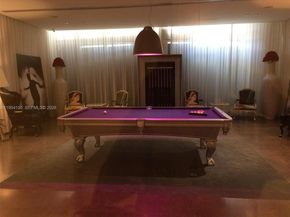 475 Brickell Ave 1814, Miami FL 33131