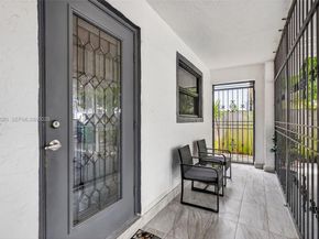 834 NW 115th St, Miami FL 33168