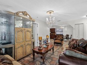 834 NW 115th St, Miami FL 33168