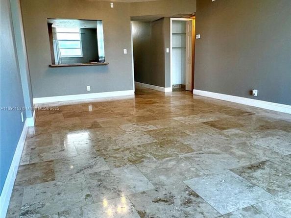 3545 NE 166th St 805, North Miami Beach FL 33160