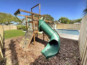 9424 SW 52nd St, Cooper City FL 33328