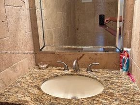 17800 Atlantic Blvd PH6, Sunny Isles Beach FL 33160