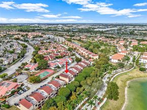 9907 NW 9th St Cir 1520, Miami FL 33172