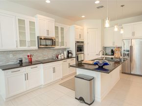 11824 SW 13th Ct, Pembroke Pines FL 33025