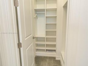 11824 SW 13th Ct, Pembroke Pines FL 33025