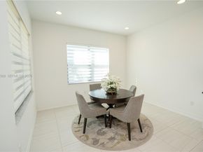 11824 SW 13th Ct, Pembroke Pines FL 33025