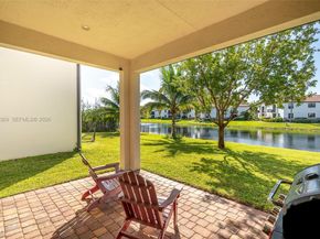 11824 SW 13th Ct, Pembroke Pines FL 33025