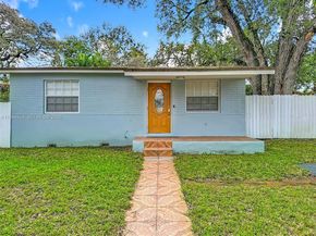 6416 Perry St, Hollywood FL 33024