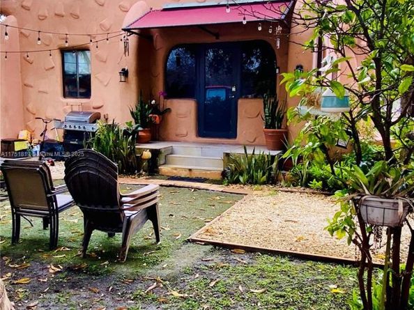 200 Azure Way, Miami Springs FL 33166