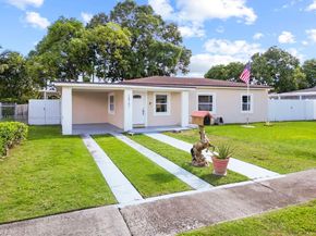 14761 Pierce St, Miami FL 33176