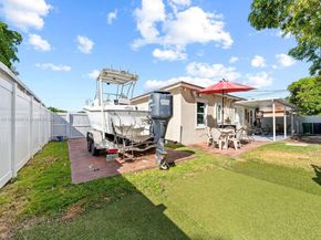 14761 Pierce St, Miami FL 33176