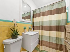 14761 Pierce St, Miami FL 33176