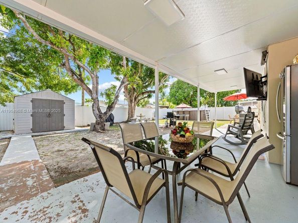 14761 Pierce St, Miami FL 33176