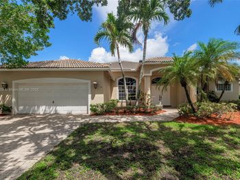 3843 Oak Ridge Cir