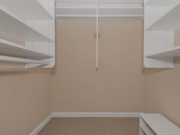 3843 Oak Ridge Cir, Weston FL 33331