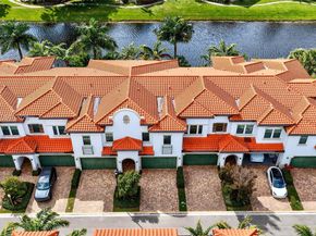 11616 SW 13th Ln, Pembroke Pines FL 33025