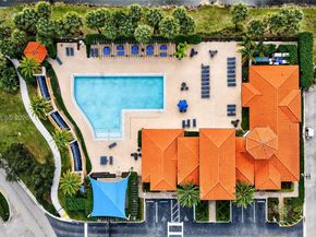 11616 SW 13th Ln, Pembroke Pines FL 33025