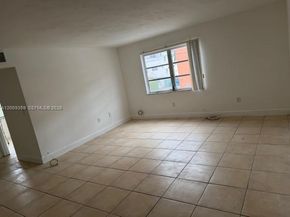 1821 NE 168th St B3, North Miami Beach FL 33162