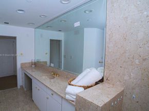 19237 Fisher Island Dr 19237, Miami Beach FL 33109