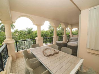 19237 Fisher Island Dr