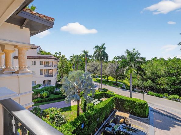 19237 Fisher Island Dr 19237, Miami Beach FL 33109