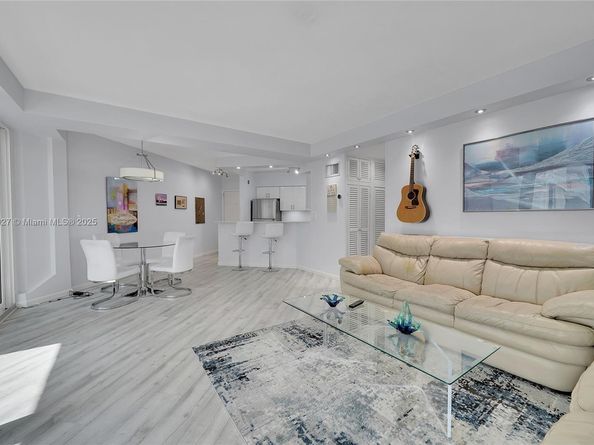 1900 S Ocean Dr 406, Fort Lauderdale FL 33316