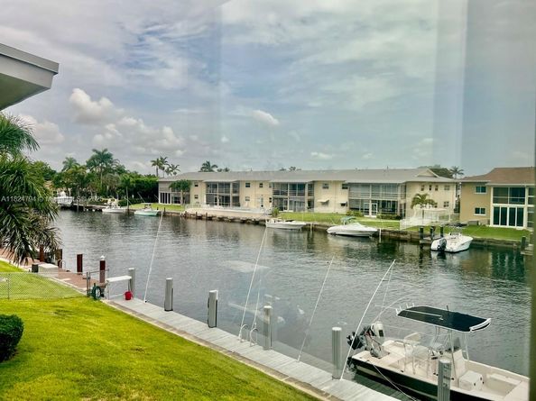 930 SE 9th Ave 11, Pompano Beach FL 33060