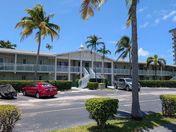 930 SE 9th Ave 11, Pompano Beach FL 33060