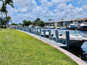 930 SE 9th Ave 11, Pompano Beach FL 33060