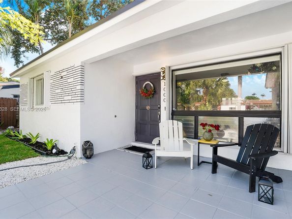1000 SW 32nd St, Fort Lauderdale FL 33315