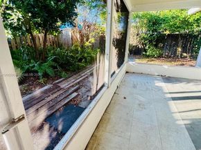 2051 NE 25th Ave, Pompano Beach FL 33062
