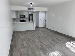 8820 SW 132nd Pl 203DS, Miami FL 33186