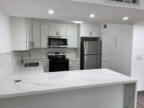 8820 SW 132nd Pl 203DS, Miami FL 33186