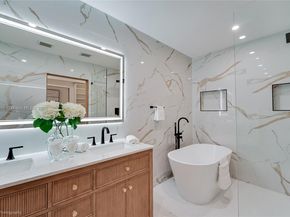 1120 NE 86th St, Miami FL 33138