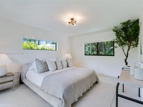 1120 NE 86th St, Miami FL 33138